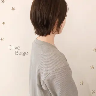 ショート カラー 市川 千夏のヘアスタイル