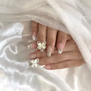 ネイル sara : salon ELVIのネイルデザイン