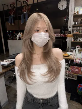 ロング カラー レイヤーカット匠 イソザキノリユキのヘアスタイル
