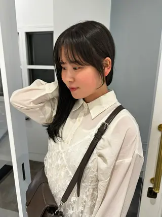 ロング . AYUKAのヘアスタイル