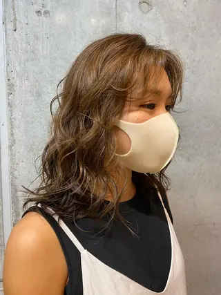 ミディアム パーマ Yuki☺︎パーマ レイヤーカットのヘアスタイル