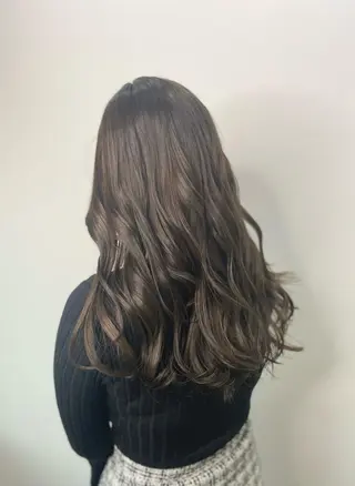 ロング カラー レイヤーカット 赤み消し　店長/大和のヘアスタイル