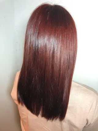 ロング カラー 山田 笑みのヘアスタイル