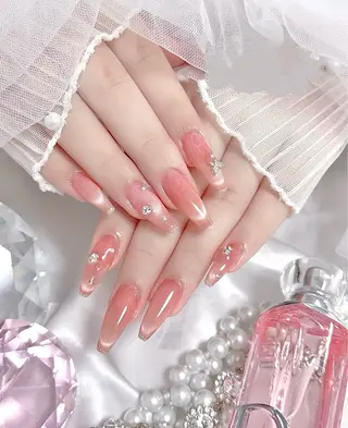 ロング E🌷nail 長さだし専門店のネイルデザイン