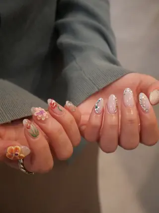 ネイル miku･:*+ hibi_のネイルデザイン
