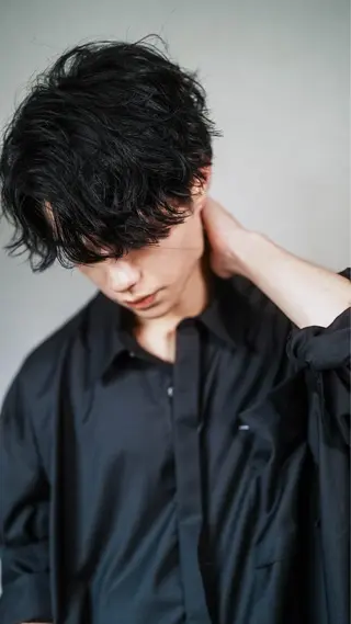 ミディアム パーマ メンズ &グループ代表取締役 KOHEIのヘアスタイル