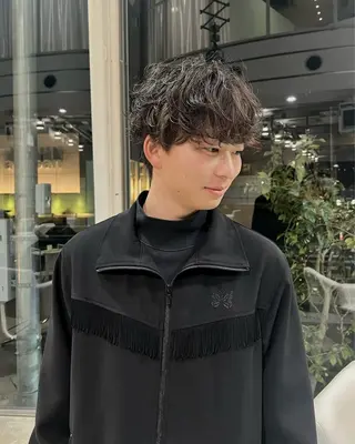 ショート パーマ メンズ カットカラーパーマ モデル大募集大坂龍平のヘアスタイル