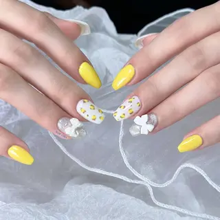 ネイル BLUE CORAのネイルデザイン
