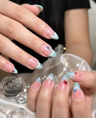 ネイル 𝓐𝓷𝓻𝓲 XiinhNailのネイルデザイン