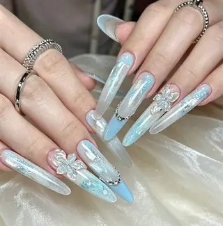 ネイル D-BEAUTY Nailsalonのネイルデザイン