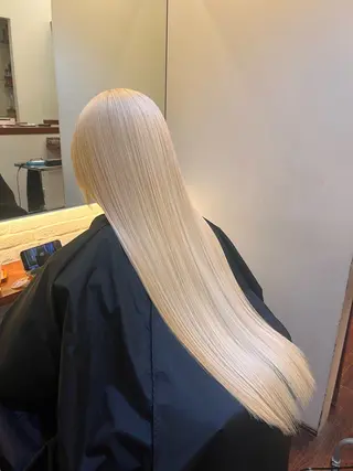 カラー CoCoon sayuのヘアスタイル