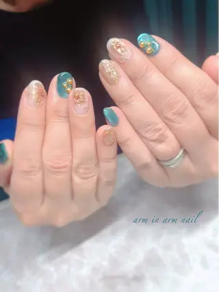 ネイル arm in arm ︎✿Yamamotoのマツエク・マツパデザイン