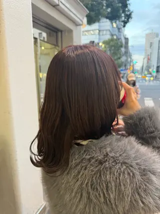 カラー femme 當田 莉央のヘアスタイル