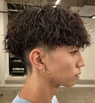 パーマ 髙橋 良門のヘアスタイル