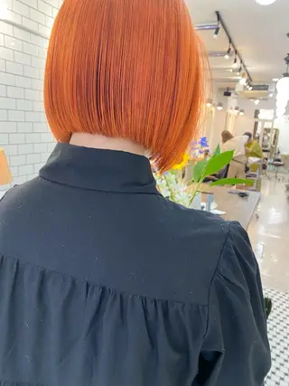ミディアム カラー 顔周りレイヤーカット ブリーチminamiのヘアスタイル