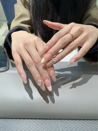 ネイル 里奈 Nailのマツエク・マツパデザイン