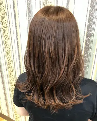 ロング カラー 佐藤 美幸のヘアスタイル
