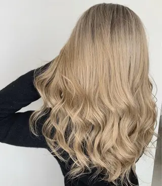 ロング 山田 絵里菜のヘアスタイル