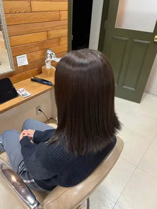 カラー 安間 琴音のヘアスタイル