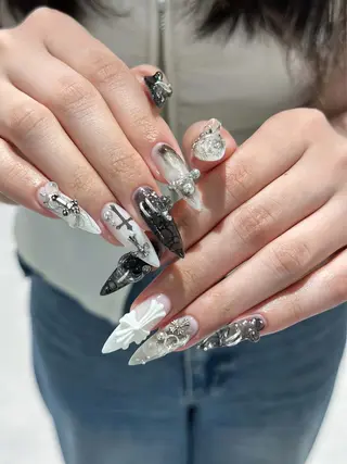 ネイル Julli ジュリのネイルデザイン