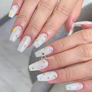 ネイル Queens テイのネイルデザイン