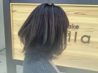 ミディアム 岩尾 志保のヘアスタイル