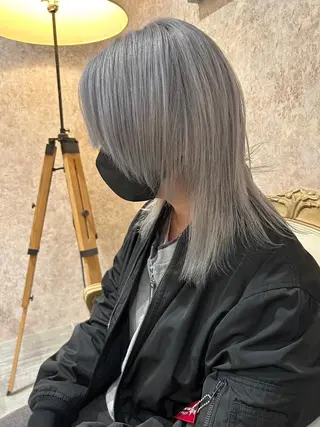 カラー セミロング ヘアアレンジ ハイトーンベージュ 新潟/Manamiのヘアスタイル