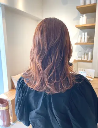 ミディアム 林 実果のヘアスタイル