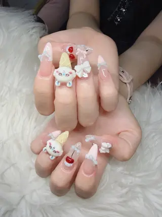 ネイル Lee Nailsのネイルデザイン