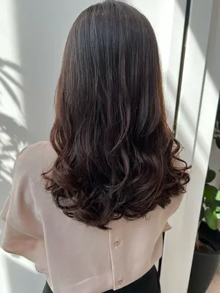 セミロング パーマ 谷口 晃のヘアスタイル