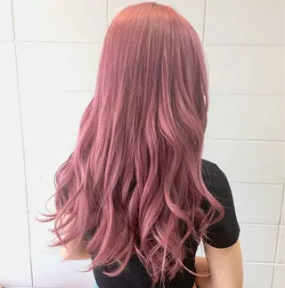 ロング カラー 【🦋綺麗めハイトー ン🦋】suzunoのヘアスタイル