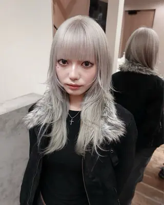 セミロング 岩下昂世/ ハイトーン/デザインのヘアスタイル