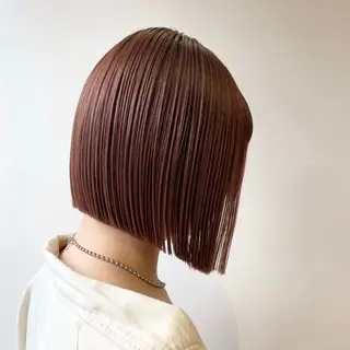 ショート 韓国風／ハイトーン AYAKAのヘアスタイル