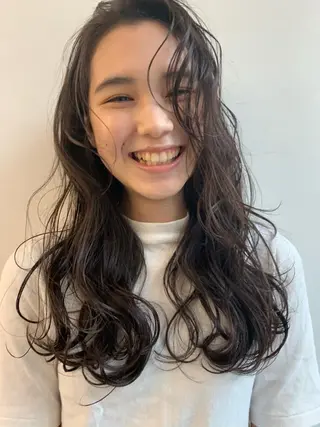 セミロング パーマ sakoda shunkiのヘアスタイル