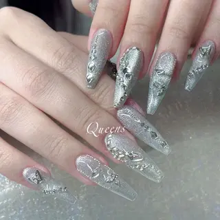 ネイル Queens テイのネイルデザイン