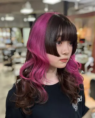 セミロング カラー Unami MIHA☘️*゜のヘアスタイル