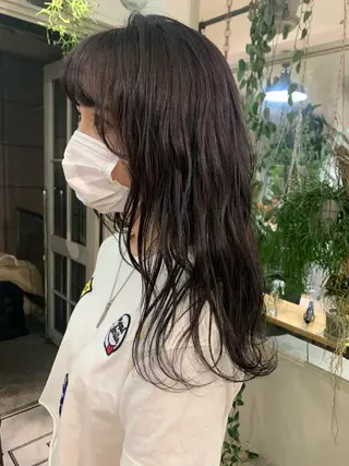 セミロング カラー ネイル ハイトーンボブ 前田 表参道　グレージュのヘアスタイル
