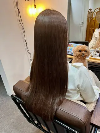 ロング 山岡 美穂のヘアスタイル