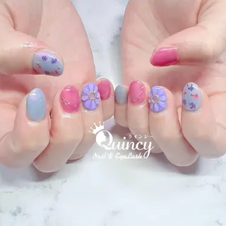 ネイル Quincy ネイル&アイラッシュのマツエク・マツパデザイン