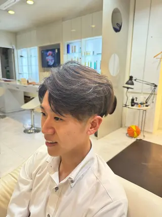 ショート パーマ メンズ 長屋 裕也のヘアスタイル