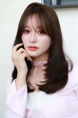 セミロング 韓国レイヤー/艶髪 /miyu🩰🎀のヘアスタイル