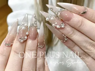 ネイル One Plus Nail Salonのネイルデザイン