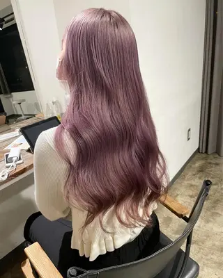 セミロング カラー ✨艶ブリーチカラー ✨四ノ宮裕己のヘアスタイル