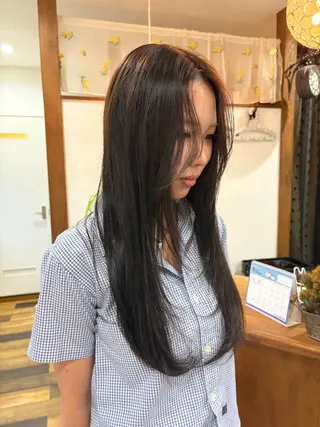 ロング カラーモデル募集🩰 Amiのヘアスタイル