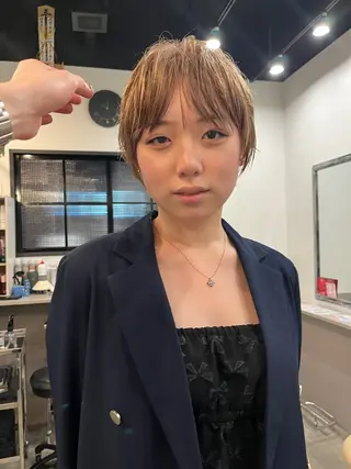 ショート カラー dogstar小林諒 パーマ/レイヤーのヘアスタイル