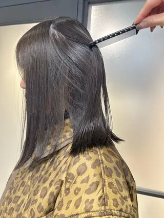 ミディアム カラー AKO .のヘアスタイル