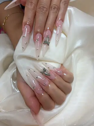 ネイル 佐藤 依娜のネイルデザイン