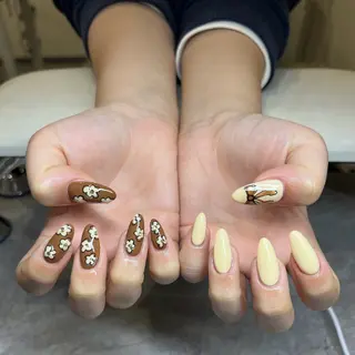 ネイル IROHA nail Ami🐊🎀のネイルデザイン