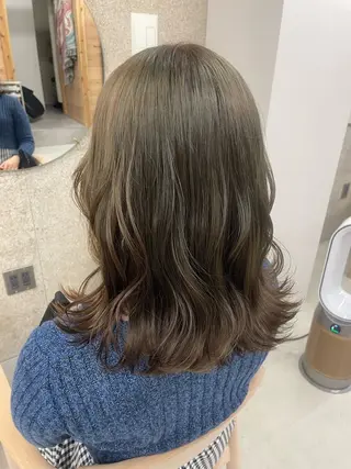 ミディアム カラー 『SiLO』 rumiのヘアスタイル