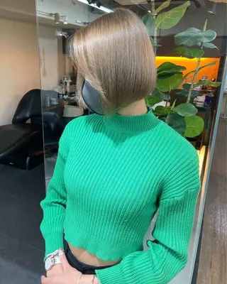 カラー yasuハイトーン/ デザインカラーのヘアスタイル